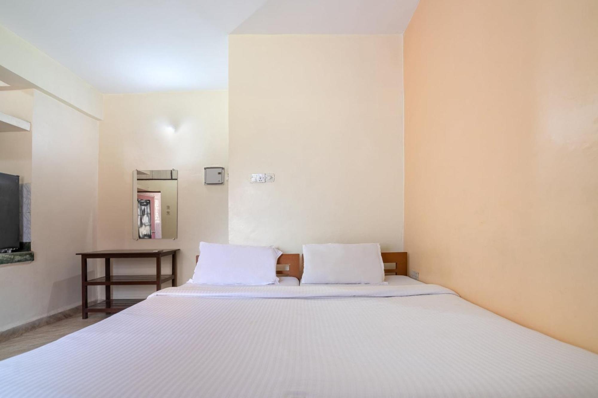 Spot On Ps Guest House Calangute Zewnętrze zdjęcie