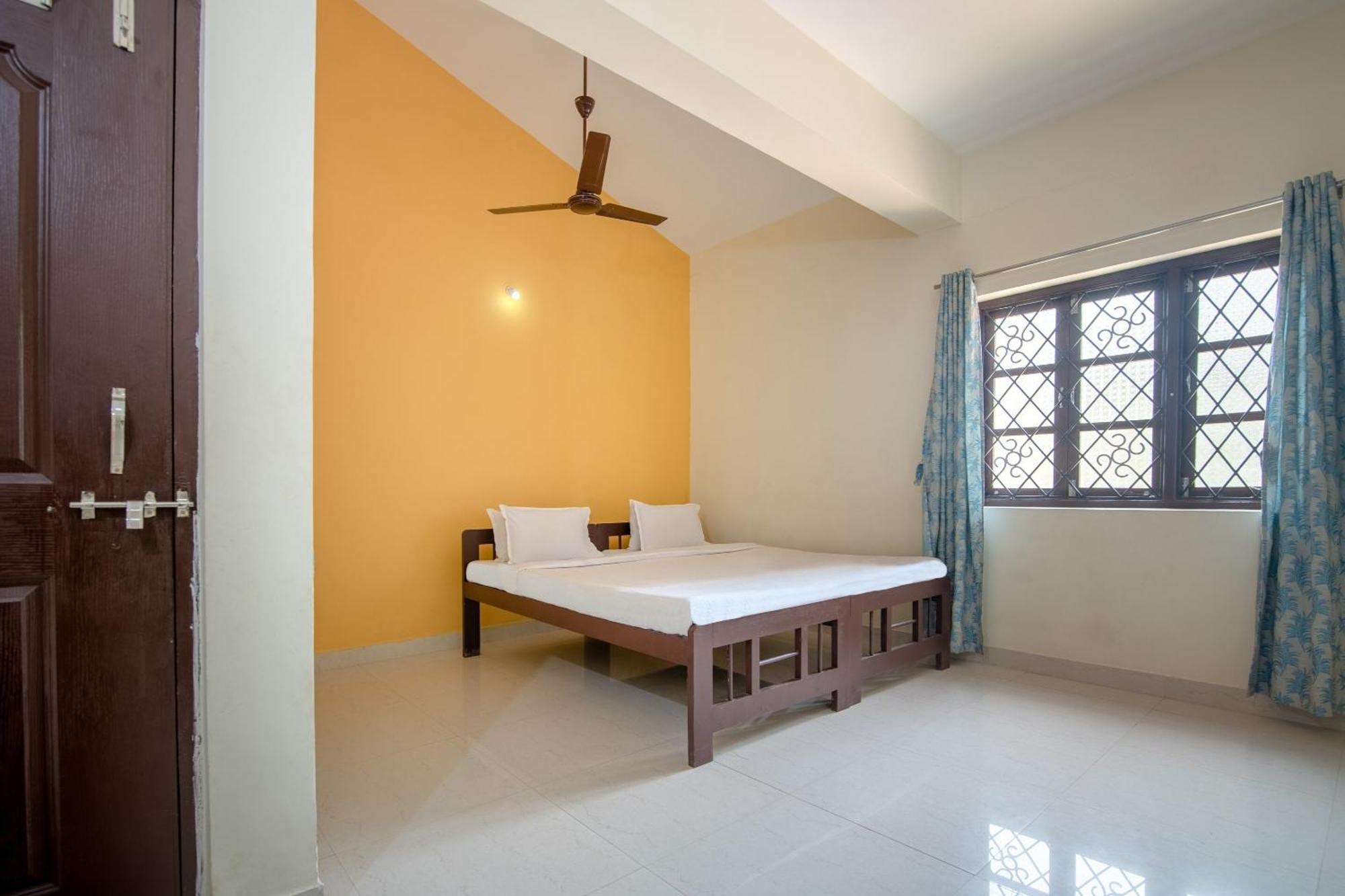Spot On Ps Guest House Calangute Zewnętrze zdjęcie