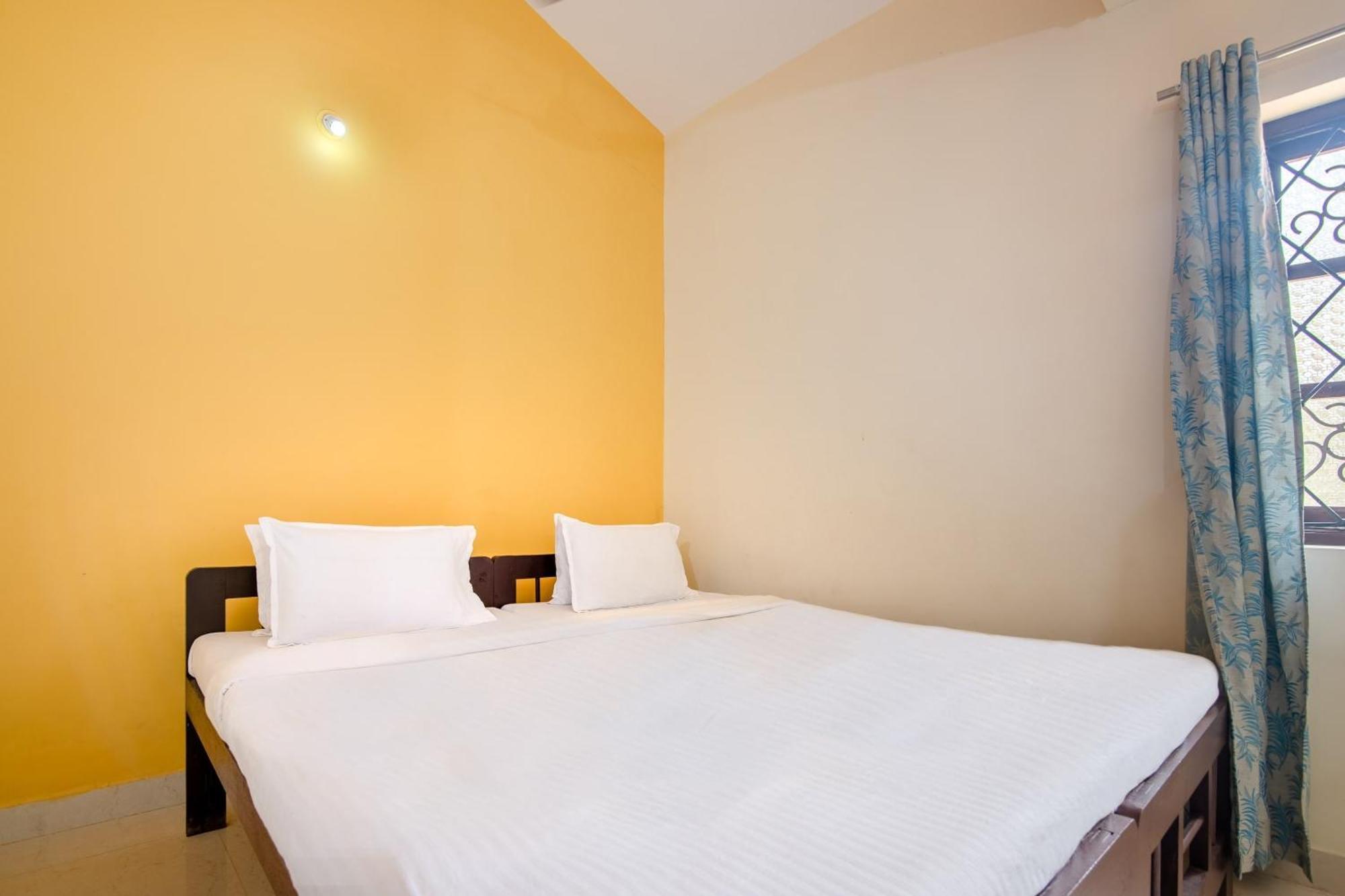 Spot On Ps Guest House Calangute Zewnętrze zdjęcie