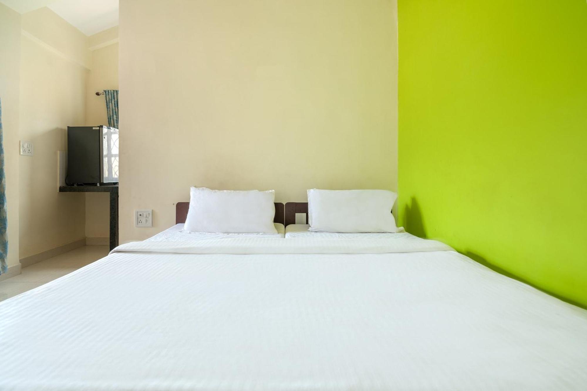 Spot On Ps Guest House Calangute Zewnętrze zdjęcie