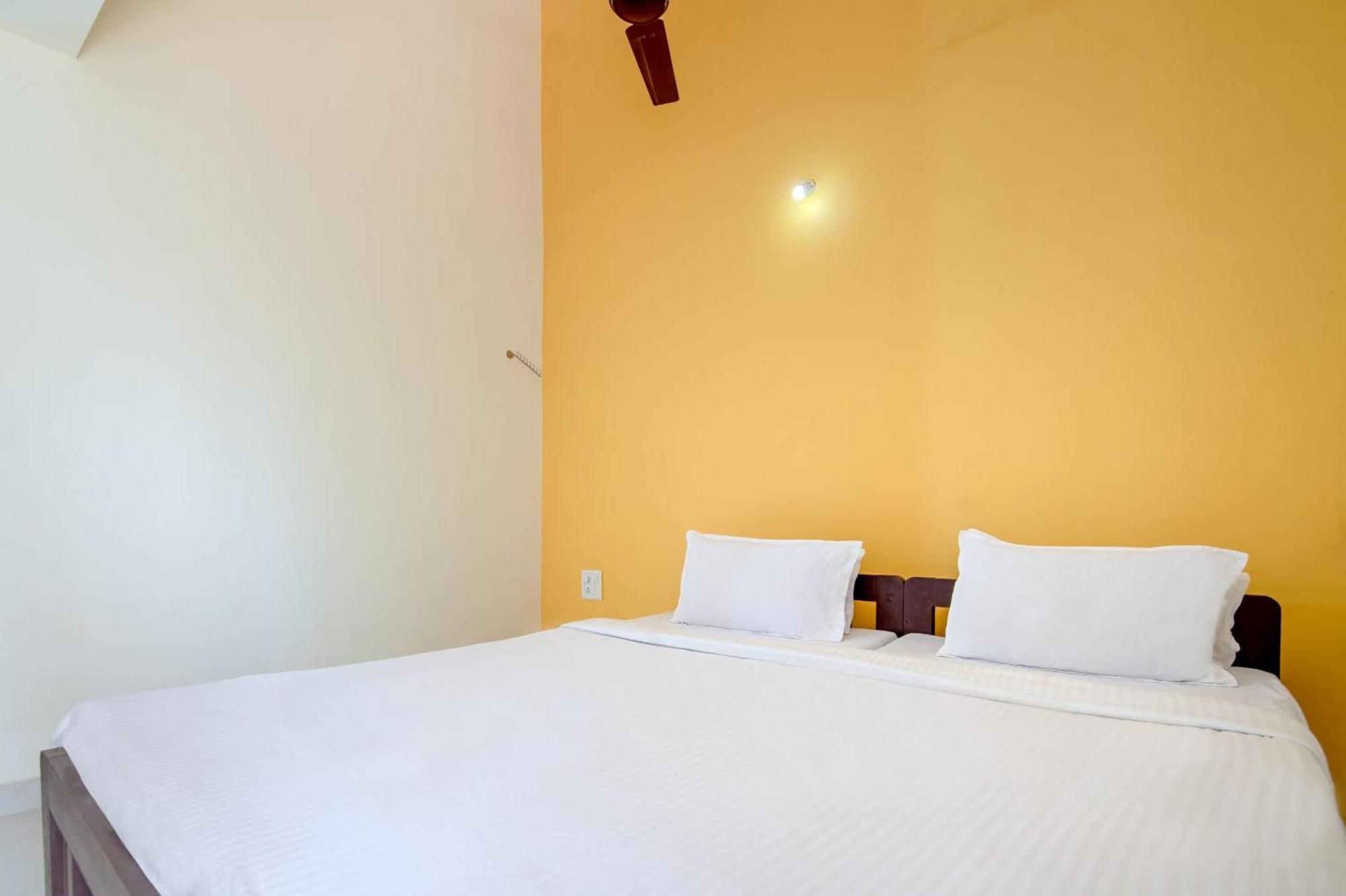 Spot On Ps Guest House Calangute Zewnętrze zdjęcie