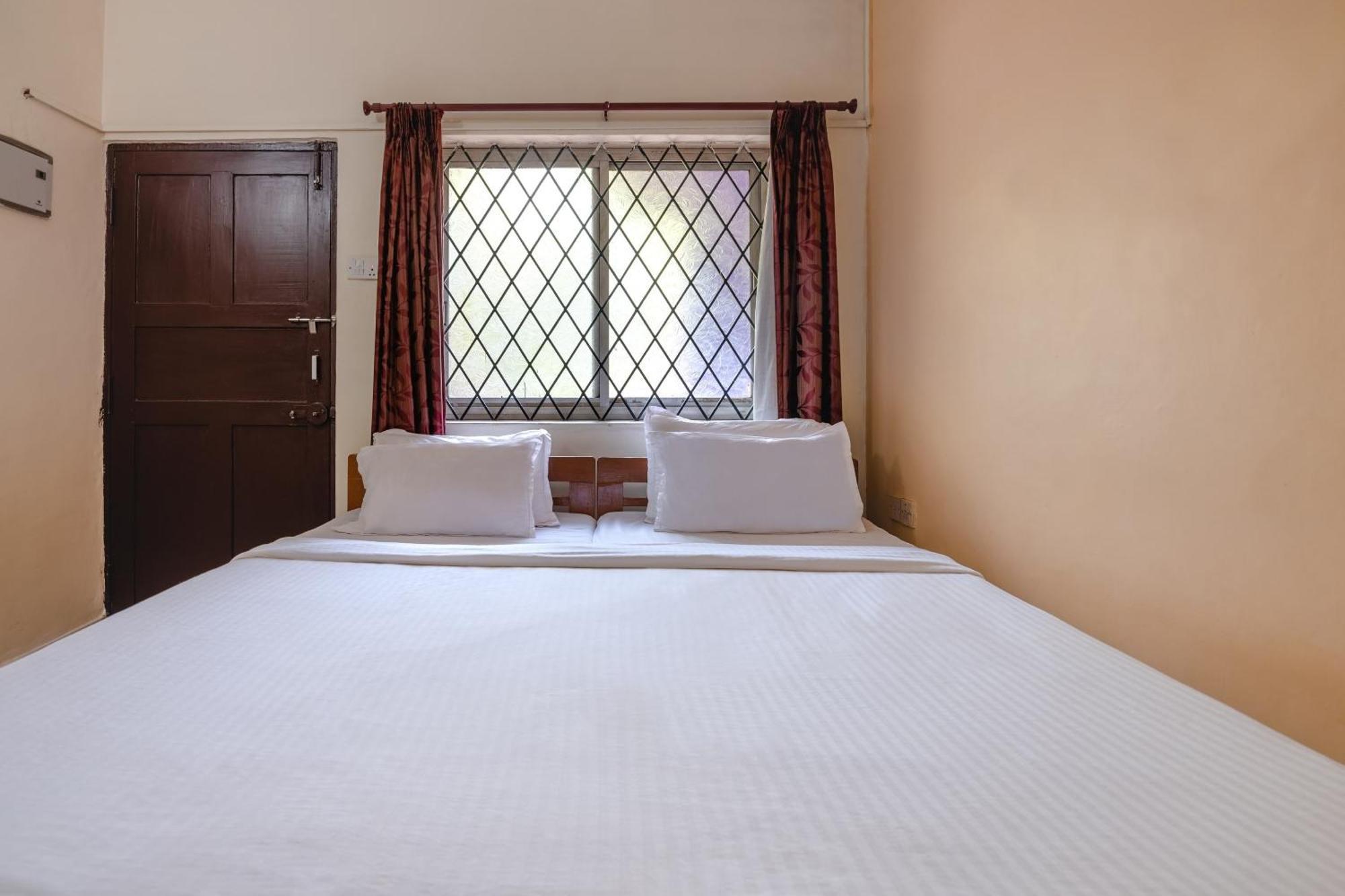 Spot On Ps Guest House Calangute Zewnętrze zdjęcie